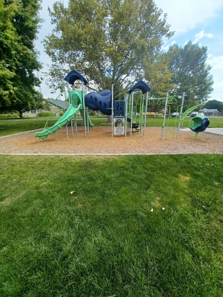 20260826 1154118th Street Park 4 768x1024