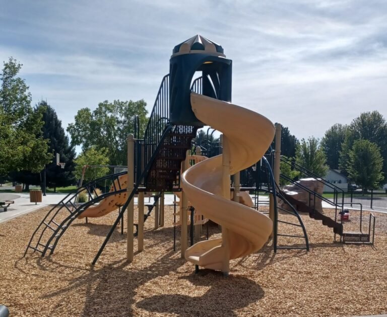Heroes Park 7 768x630