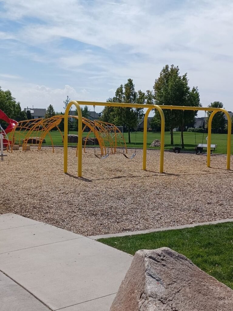 Hillsdale Park 3 768x1024
