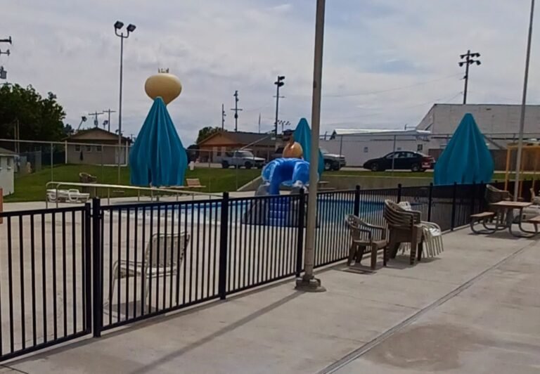 Meridian Community Pool 2 768x532