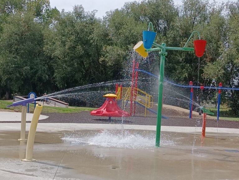 Piccadilly Park Splash Pad 7 768x578