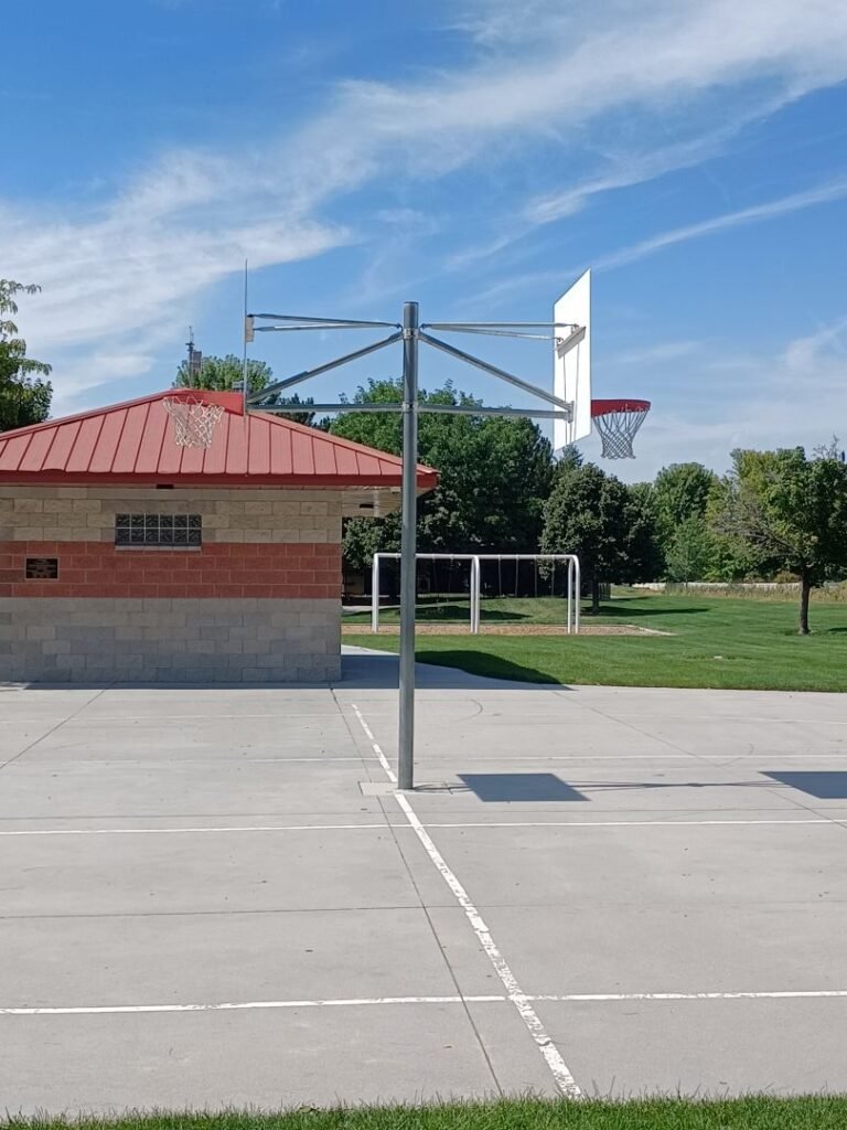 Renaissance Park 2 768x1024