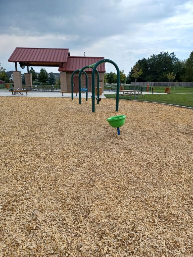 Reta Huskey Park 3 768x1024