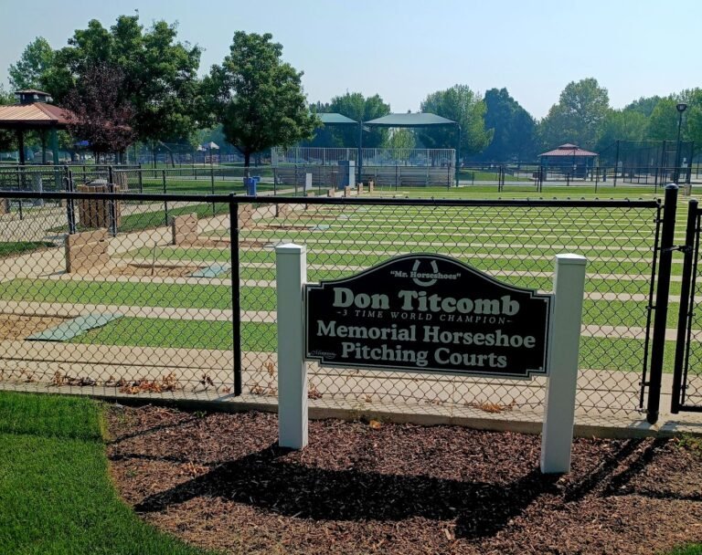Settlers Park Horseshoe Pitching Courts 768x608