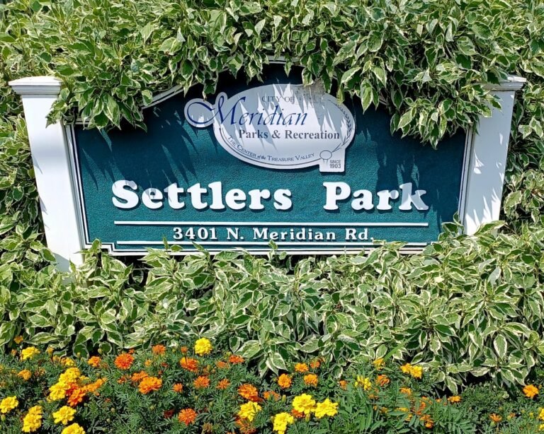 Settlers Park Sign 768x614