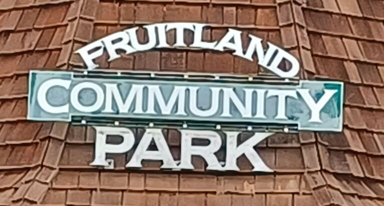 Fruitland Community Park Sign 768x412