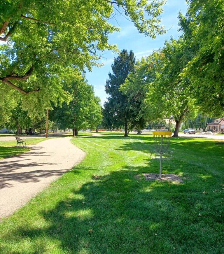 Horseshoe Park 3 768x871